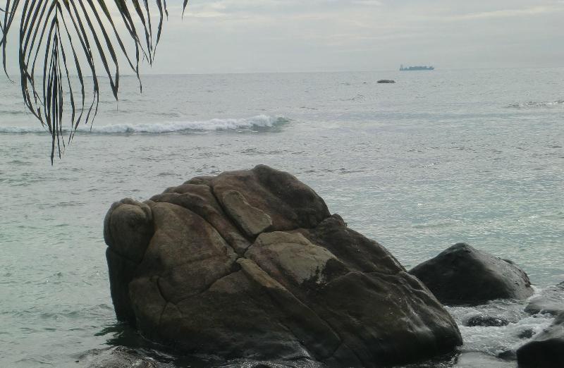 Happy Beach image