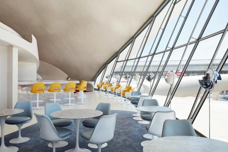Twa Hotel image