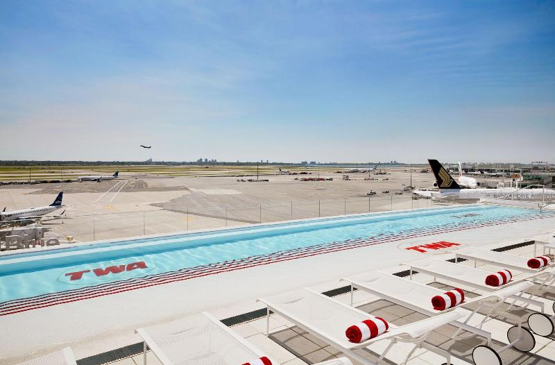 Twa Hotel image
