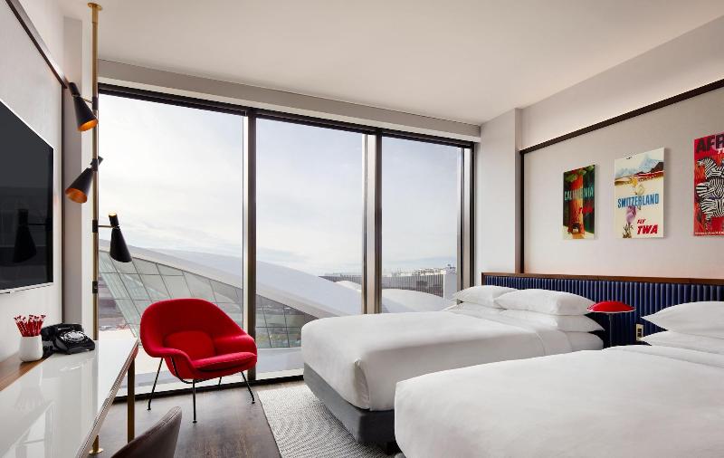 Twa Hotel image