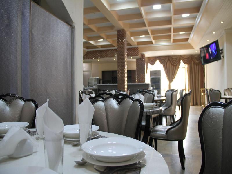 Emmad Furnished Hotel image