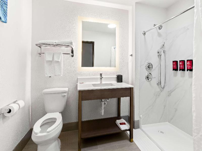 Surestay By Best Western Groves image
