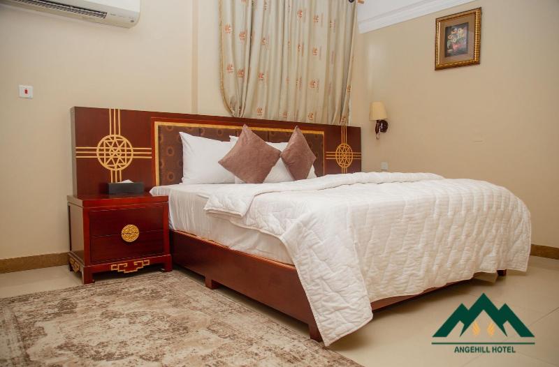 Ange Hill Hotel image