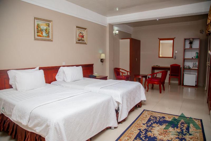 Ange Hill Hotel image