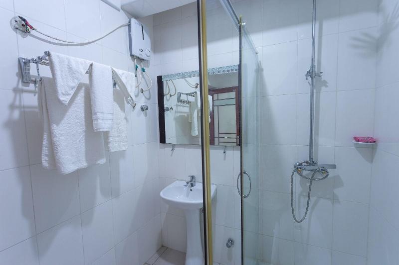 Royal Elmount Hotel image