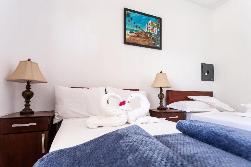 Royal Elmount Hotel image
