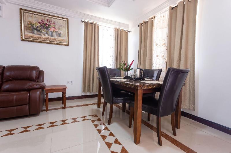 Royal Elmount Hotel image