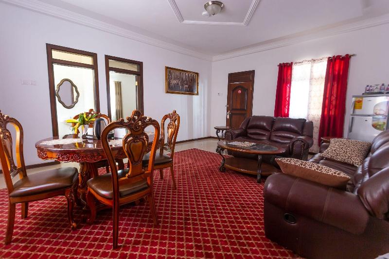 Royal Elmount Hotel image