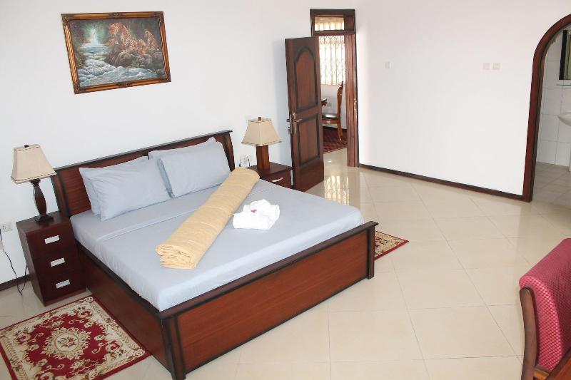 Royal Elmount Hotel image