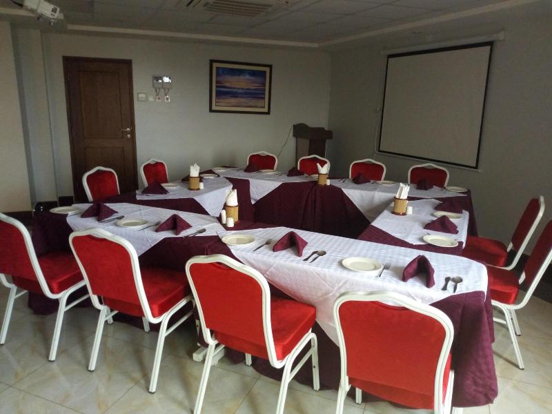 Prinias Hotel image
