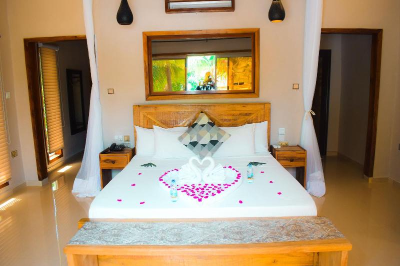 Kikoi Boutique Hotel image