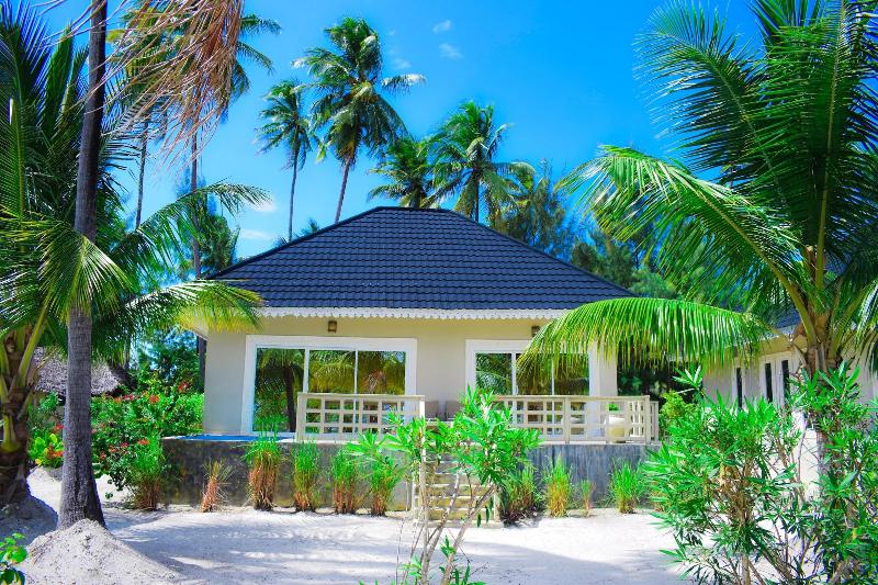 Kikoi Boutique Hotel image