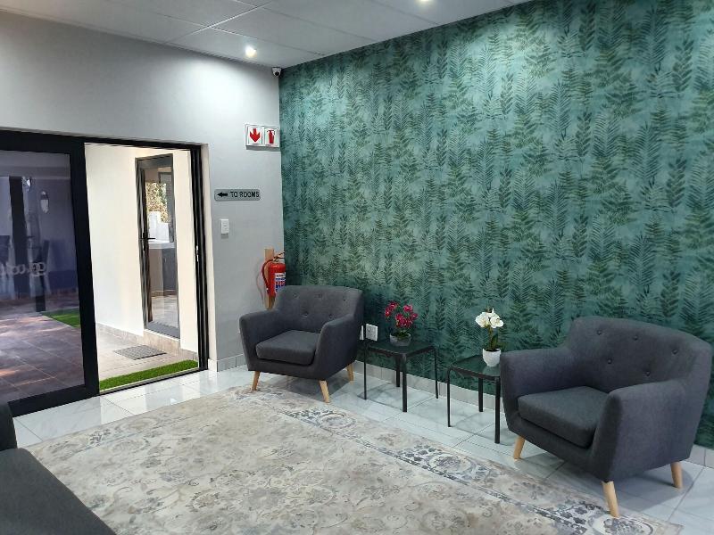 La Orchard Hotel image
