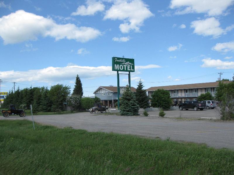 Foothills Motel