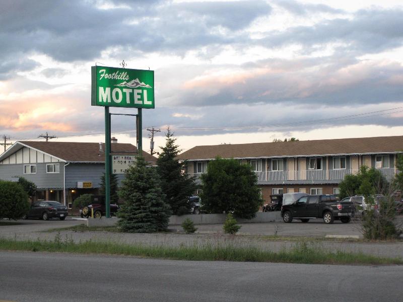 Foothills Motel — general view
