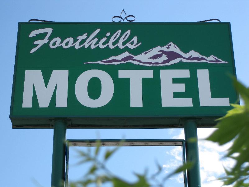 Foothills Motel — general view