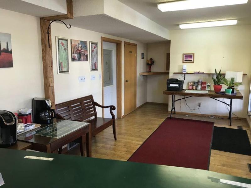 Foothills Motel