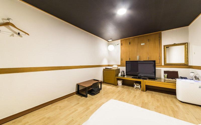 Sohsul Hotel image