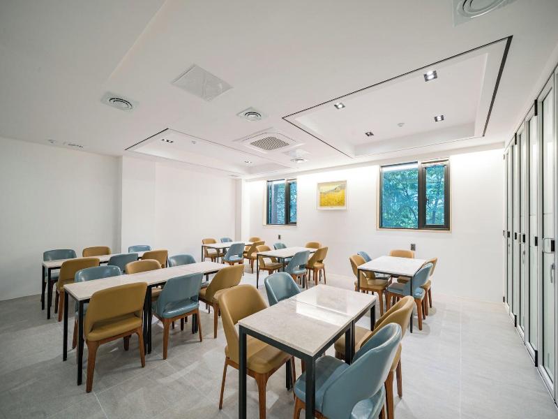 Duzon Hotel image