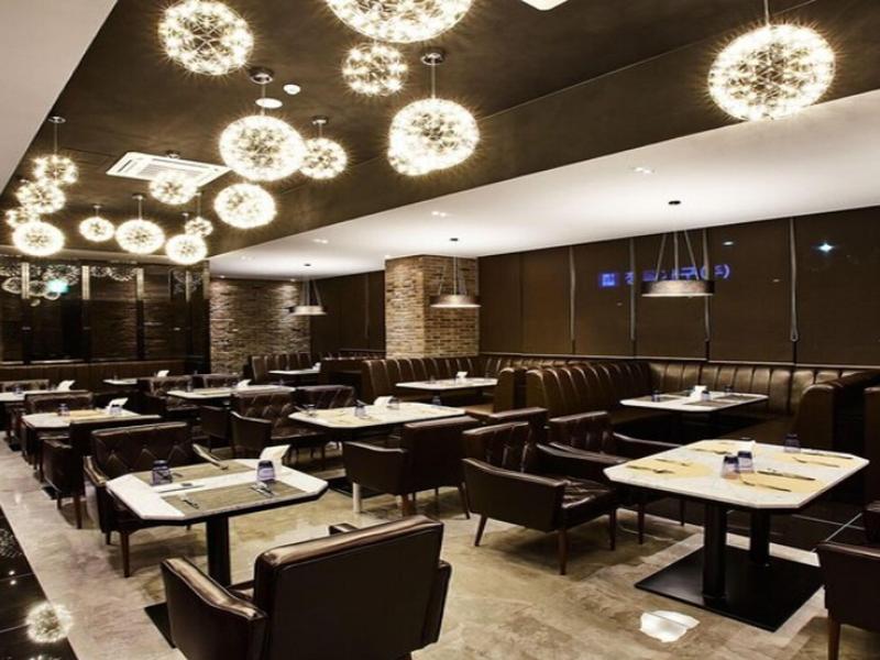 Hotel Wanted image
