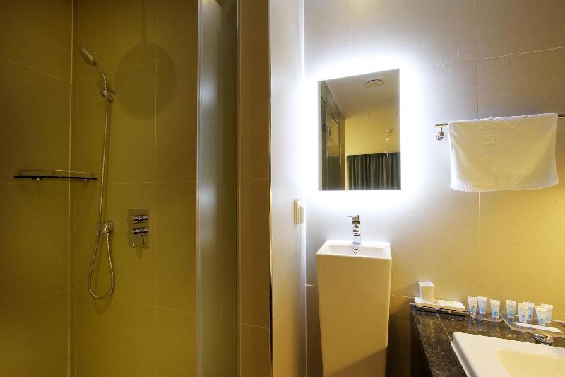 Royal Prime Hotel image