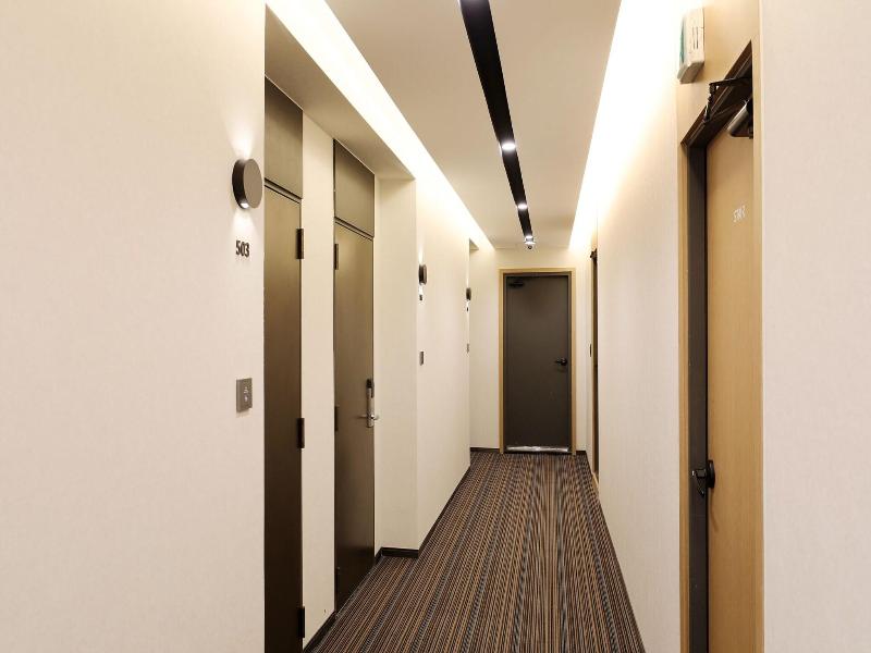 Carlton Hotel image