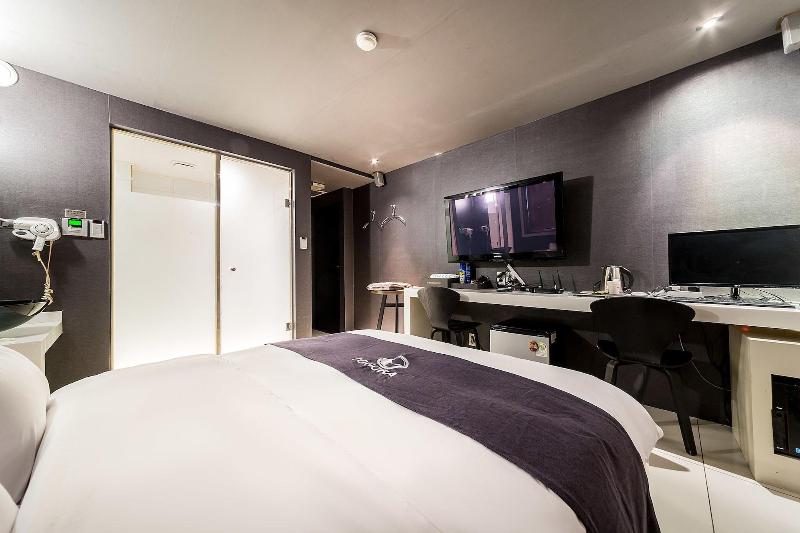 Cogora Hotel image