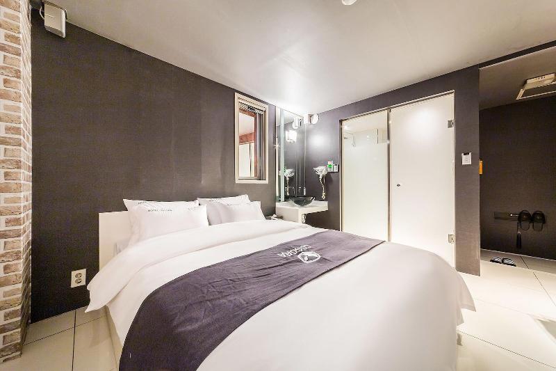 Cogora Hotel image