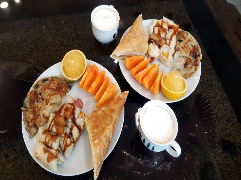 Barefoot And Breakfast image