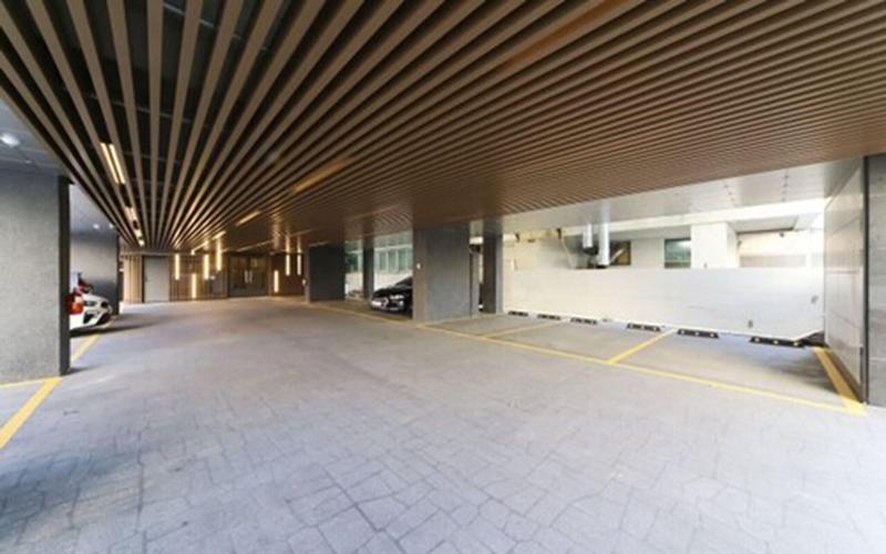 Hotel Pier 48 image