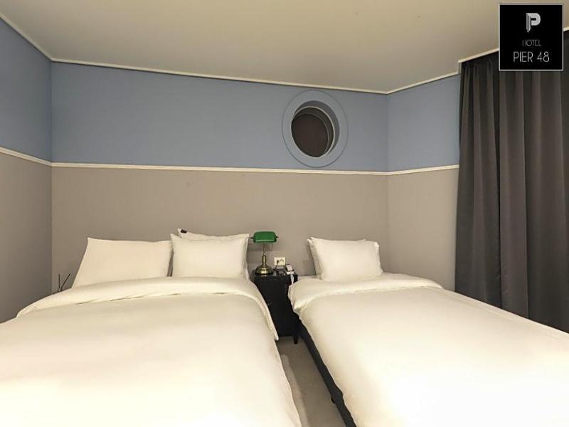 Hotel Pier 48 image