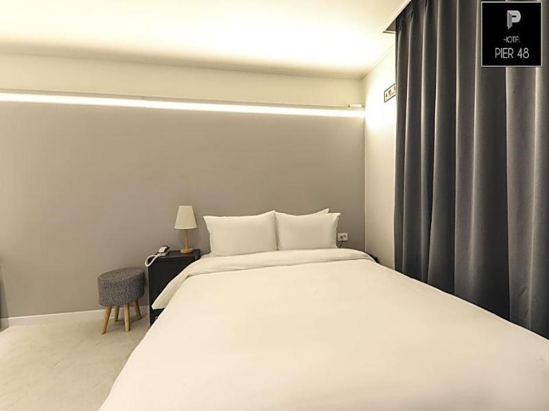 Hotel Pier 48 image