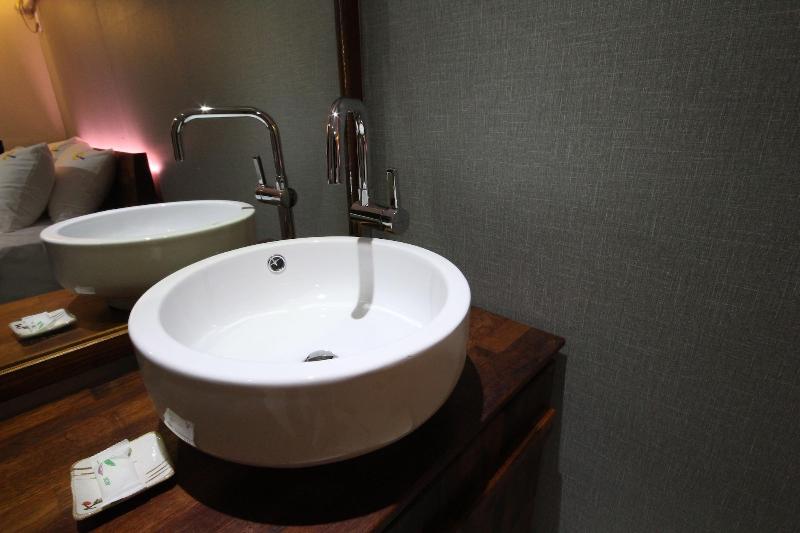 Hotel Luna image