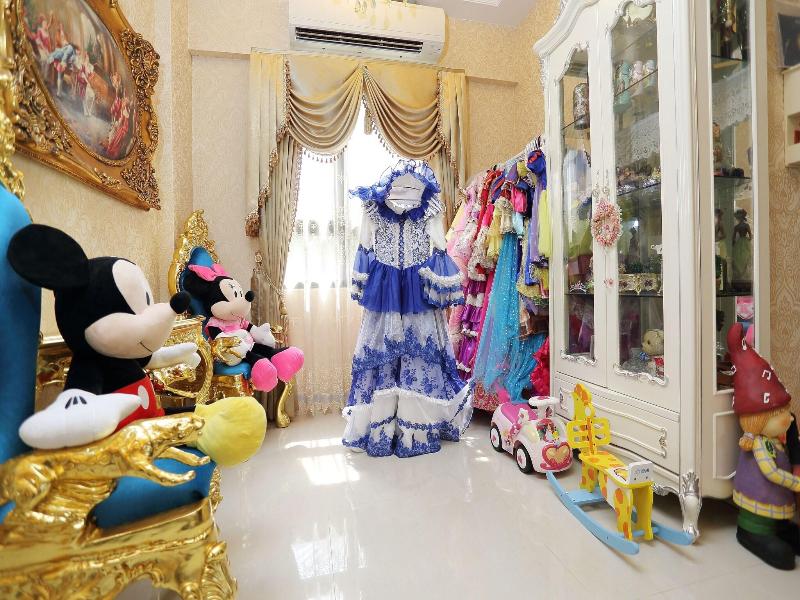 Sofia Villa image