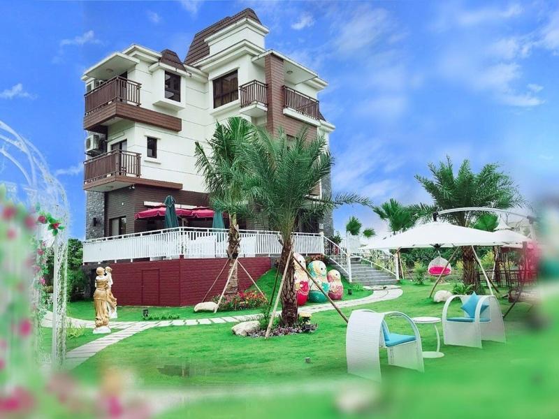 Sofia Villa image