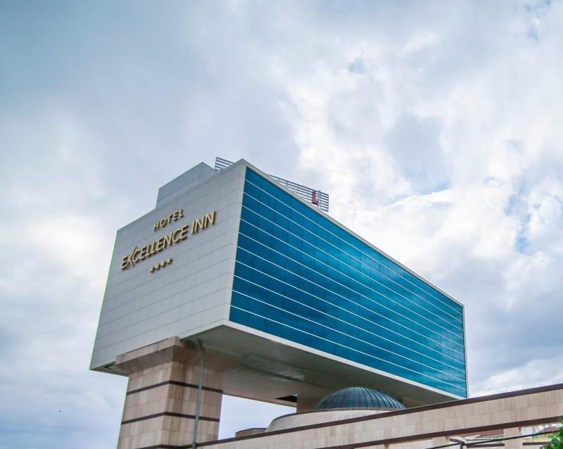 Hotel Excellence Inn image