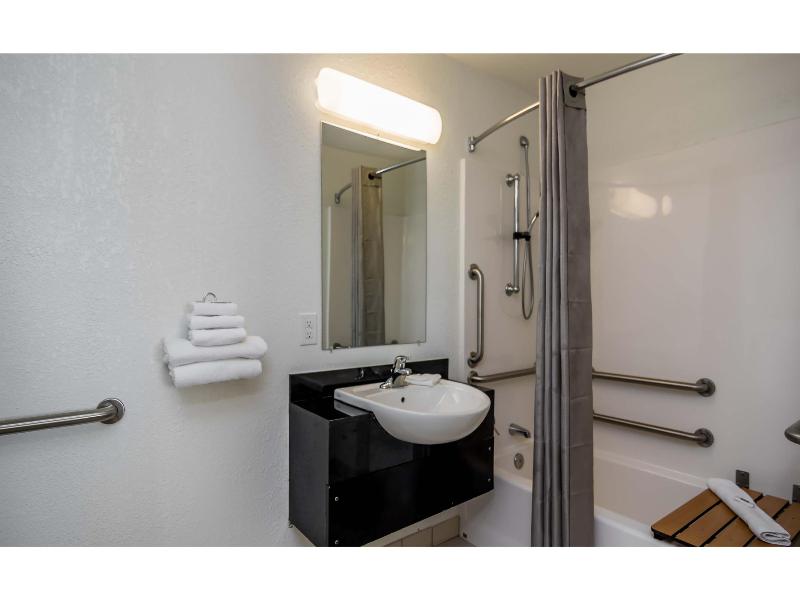 Motel 6 Bellmead, TX - Waco image