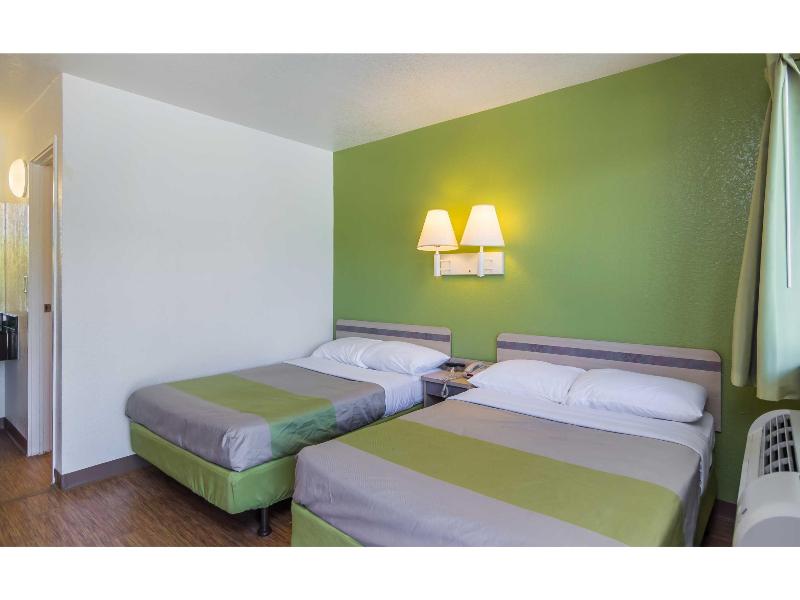 Motel 6 Bellmead, TX - Waco image
