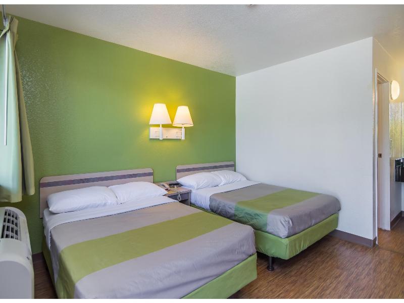 Motel 6 Bellmead, TX - Waco image