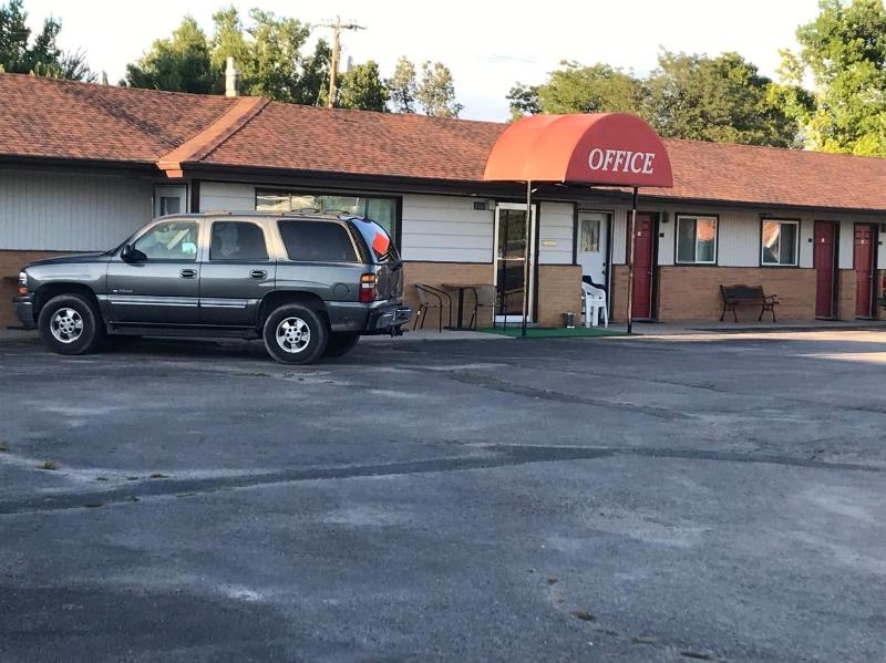 Motel Grand image