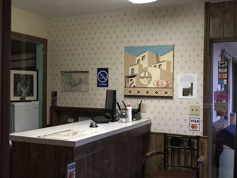 Motel Grand image