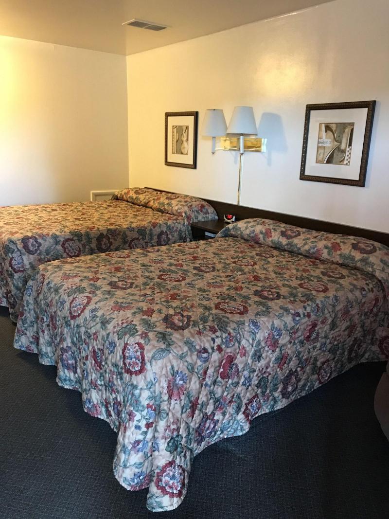 Motel Grand image
