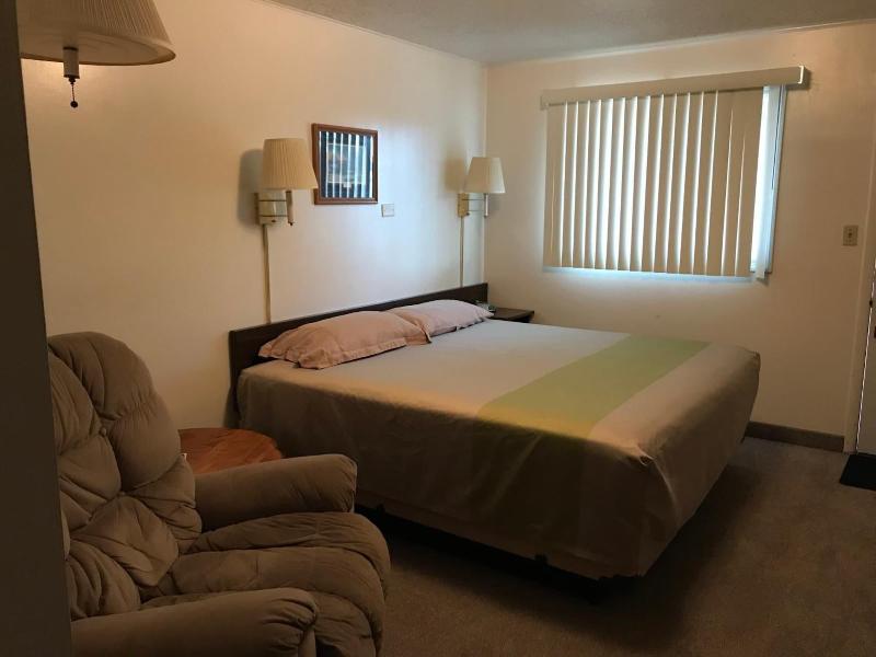 Motel Grand image