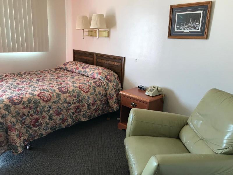 Motel Grand image