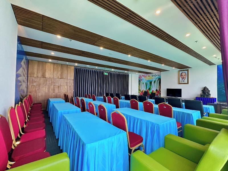 Joy Trip Hotel image