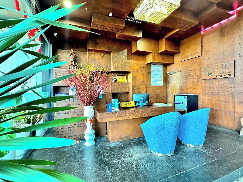 Joy Trip Hotel image