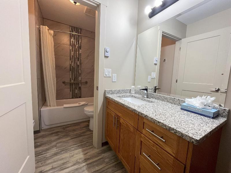 Western Budget Motel 1 image