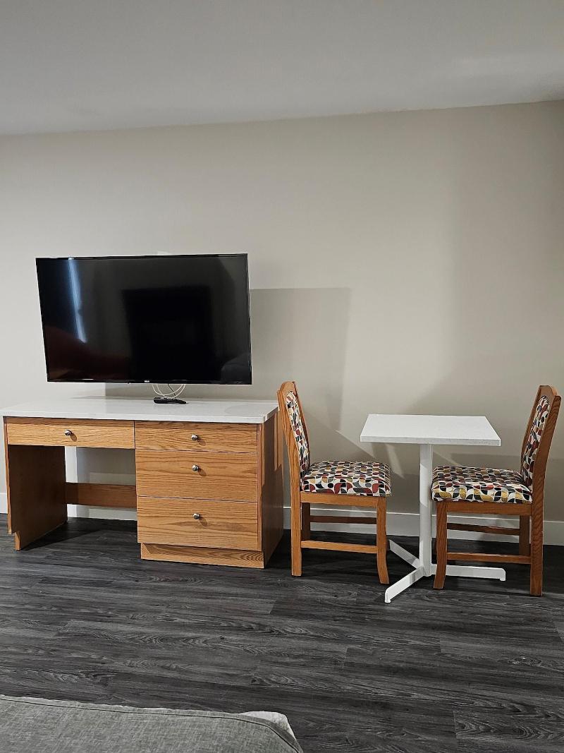 Western Budget Motel 1 image