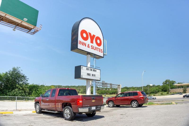 OYO Inn & Suites image