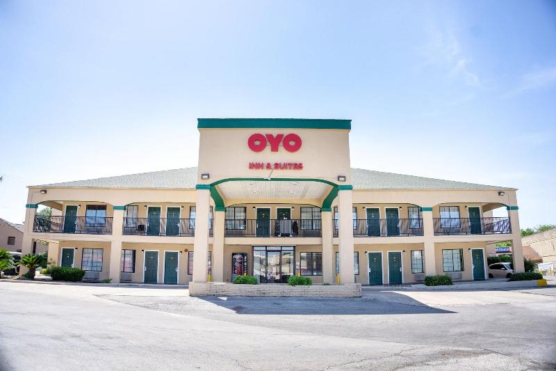 OYO Inn & Suites image